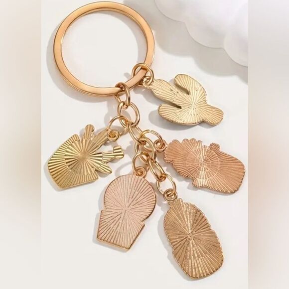 BAG CHARM Cactus Themed Keychain - Picture 5 of 5